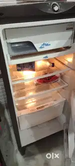 New condition fridge hai jisko chahiye contact Krle mujhe