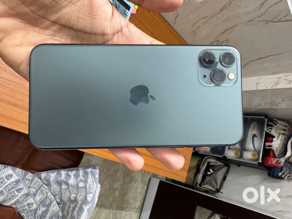 11pro max, 256gb, midnight green colour, age: 5 years