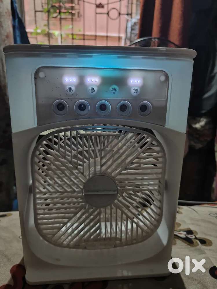 Portable mini coolar rechargeable