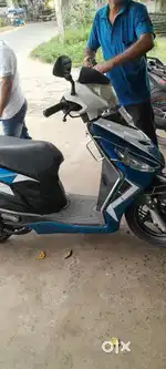 Hero Maestro 2017 model (mint condition)