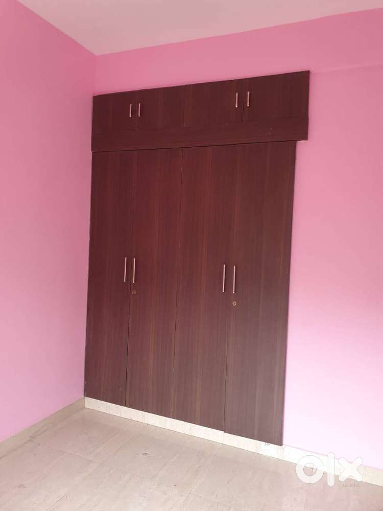 2bhk house for lease at rt nagar