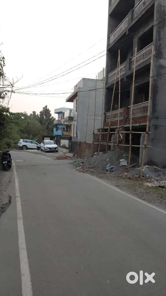 East 147 gaj plot for sale at Gangotri Vihar, Canal Road Dehradun
