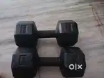 Incredible 5Kg x 2 dumbbells!!