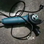 Angle grinder machine, first class machine only three month old
