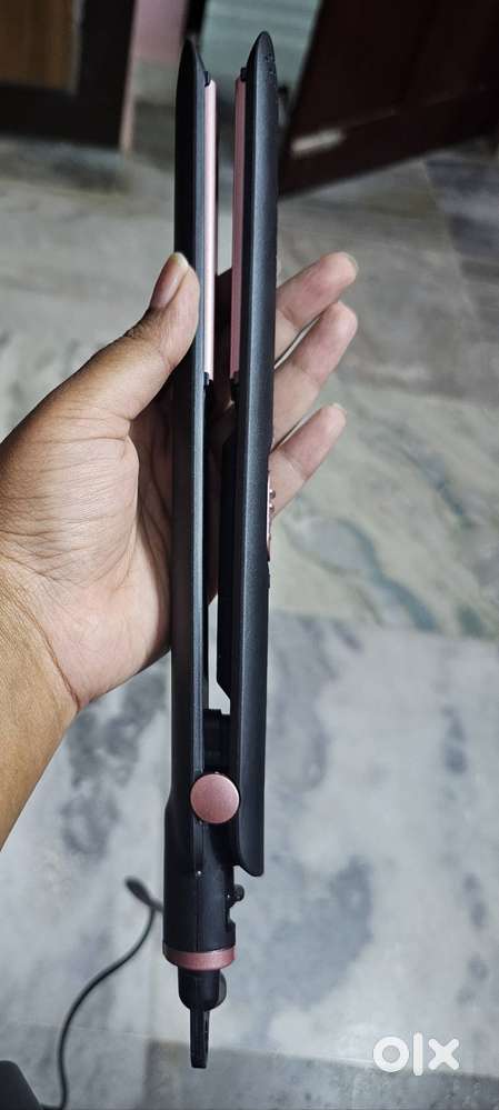Vega Best quality Hair straightener