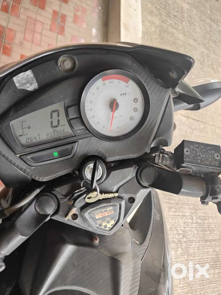 Selling single-handedly used bike in good condition.