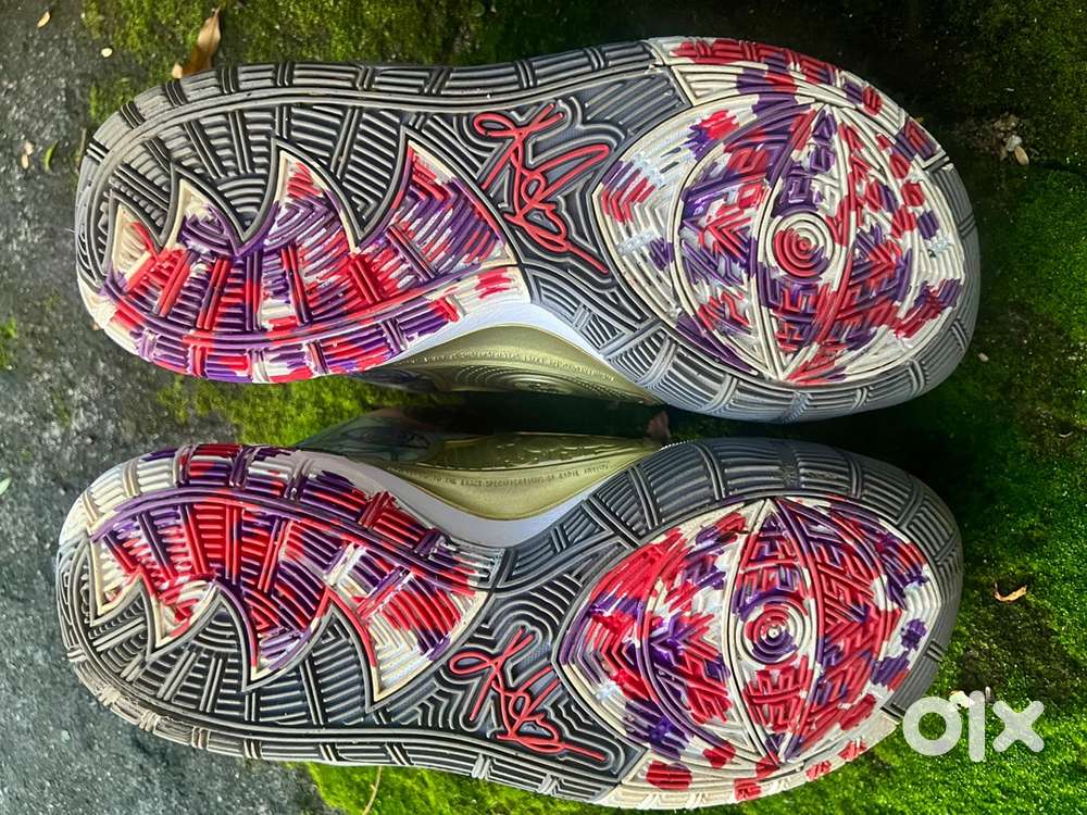 Kyrie 6 Preheat Collection Uk7.5