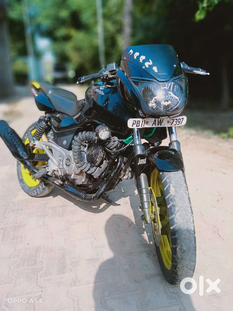 Palsar 180 black 2011 modal