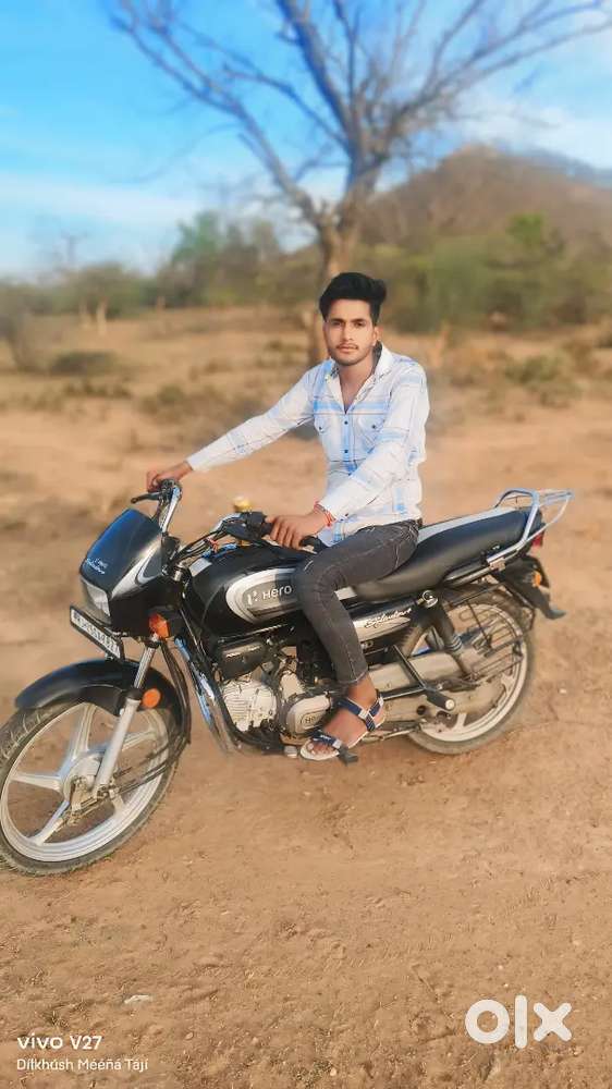 यह गाड़ी बिकाऊ है अगर कोई लेना चाहते हैं तो ले सकता है