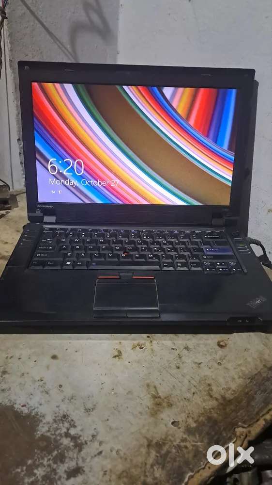 Laptop i5 window 10    4GB ram 220GB hard disc