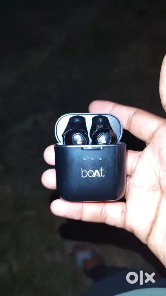 Boat airbuds