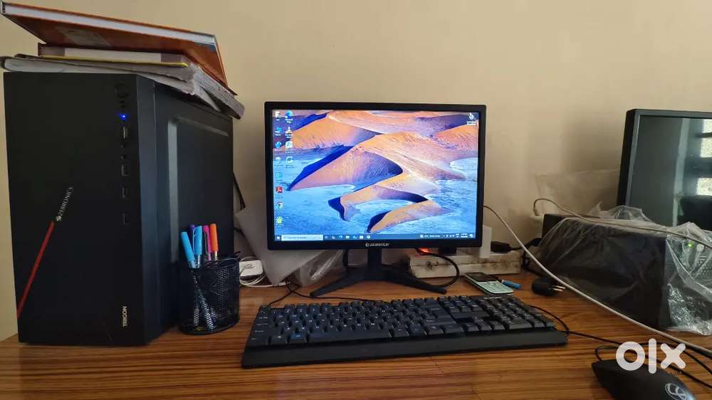 Desktop computer