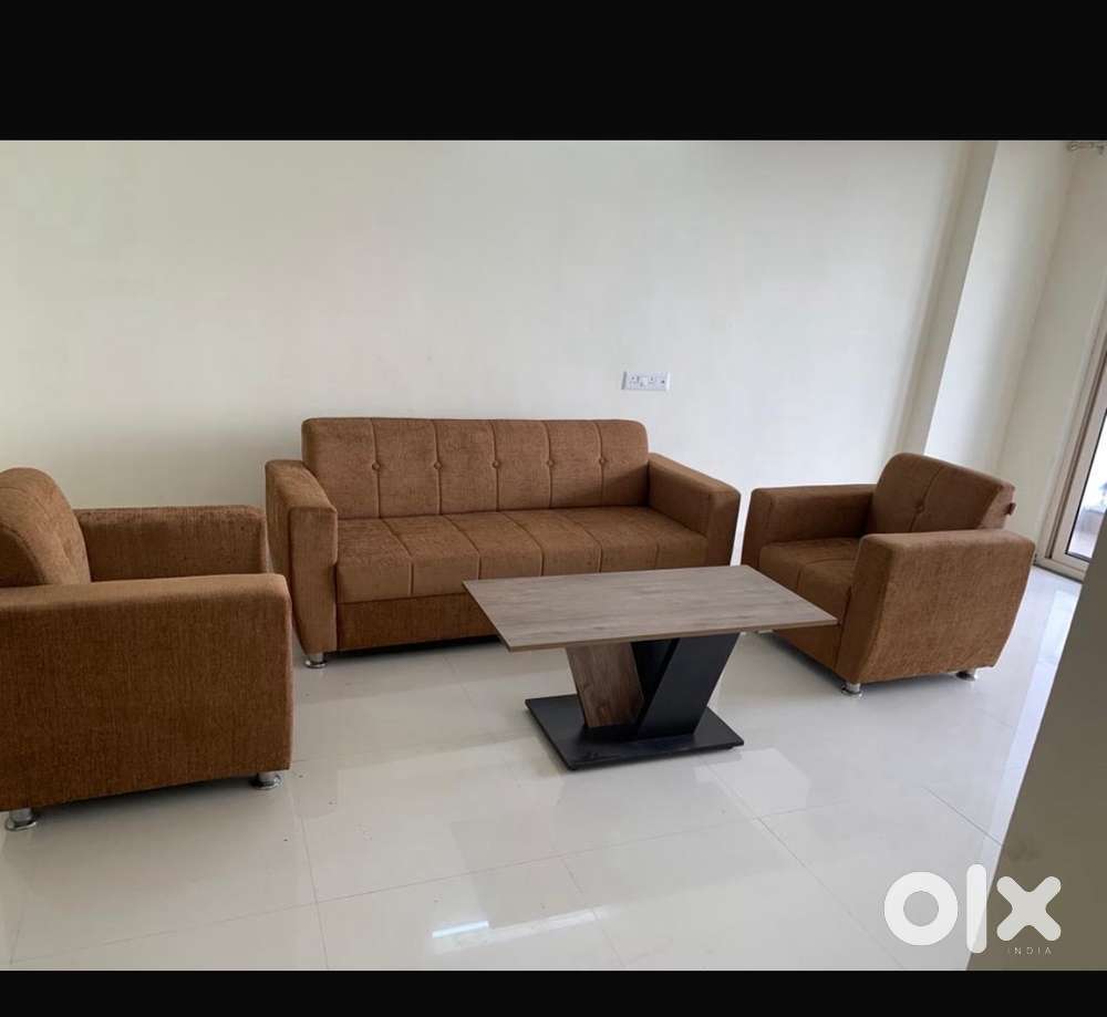 2bhk pant house available for rent Khajrana square indore