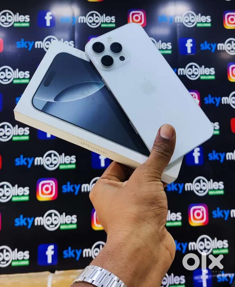 Sky mobiles, second mobiles Bajaj finance available