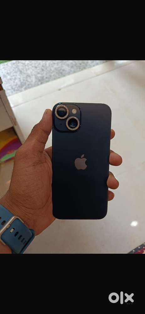iPhone 14 128 gb brand new condition only 1 minor dent