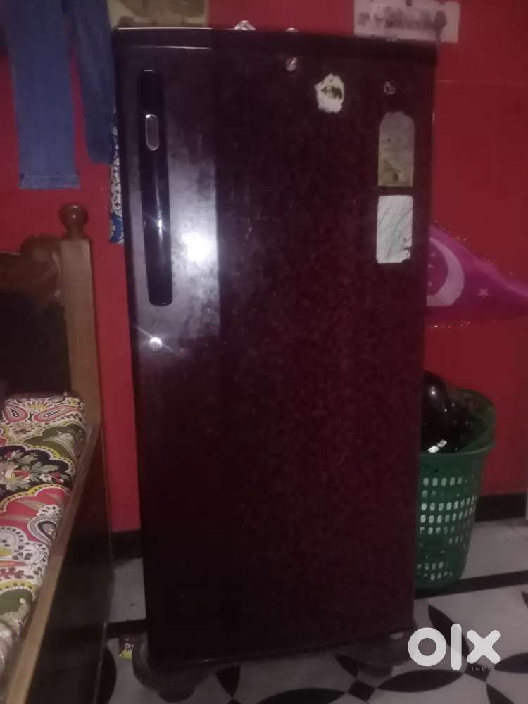 LG company fridge  175 litters