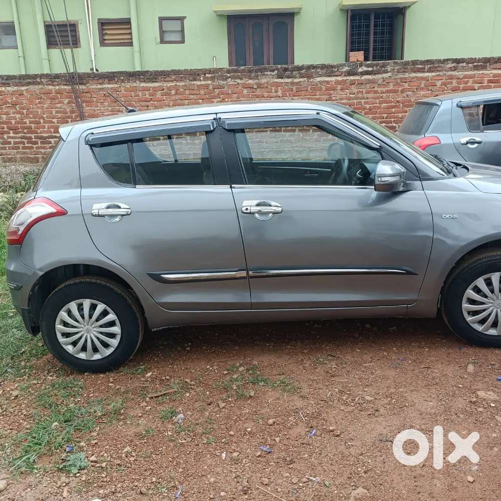 Maruti Suzuki Swift 2013 Diesel 121000 Km Driven