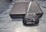 Xbox one 1tb with 5 latest games