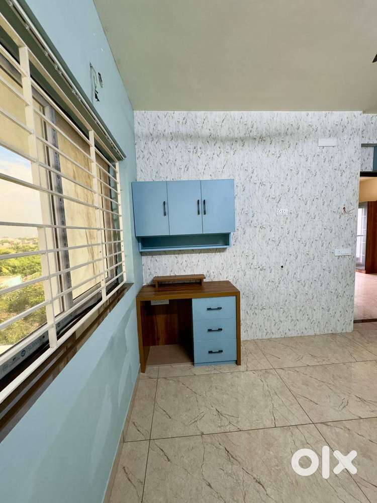 3 Bhk Flat in valasaravakkam