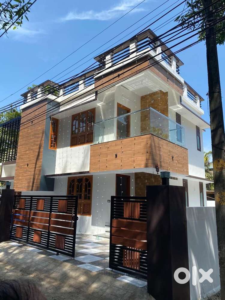 Kaimanam Residential new house for Rent 20000