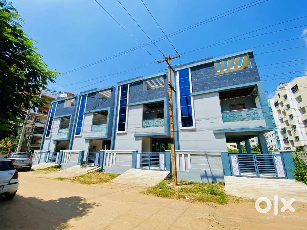 CELLAR + HOUSE @ CHINNAMUSILIWADA