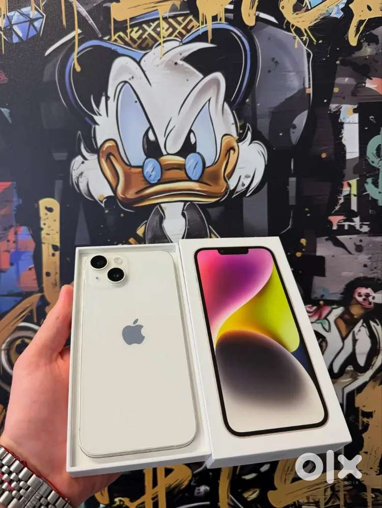 Selling my 4 months old I phone 14 in white colour/.Need urgent money