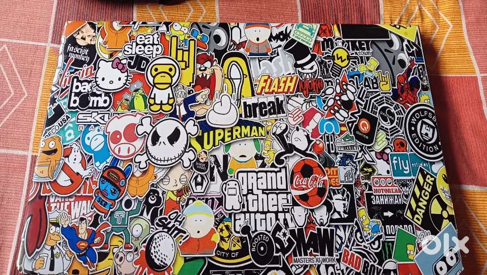 Dell Laptop i3 6th gen processor 8gb ram 580 gb rom
