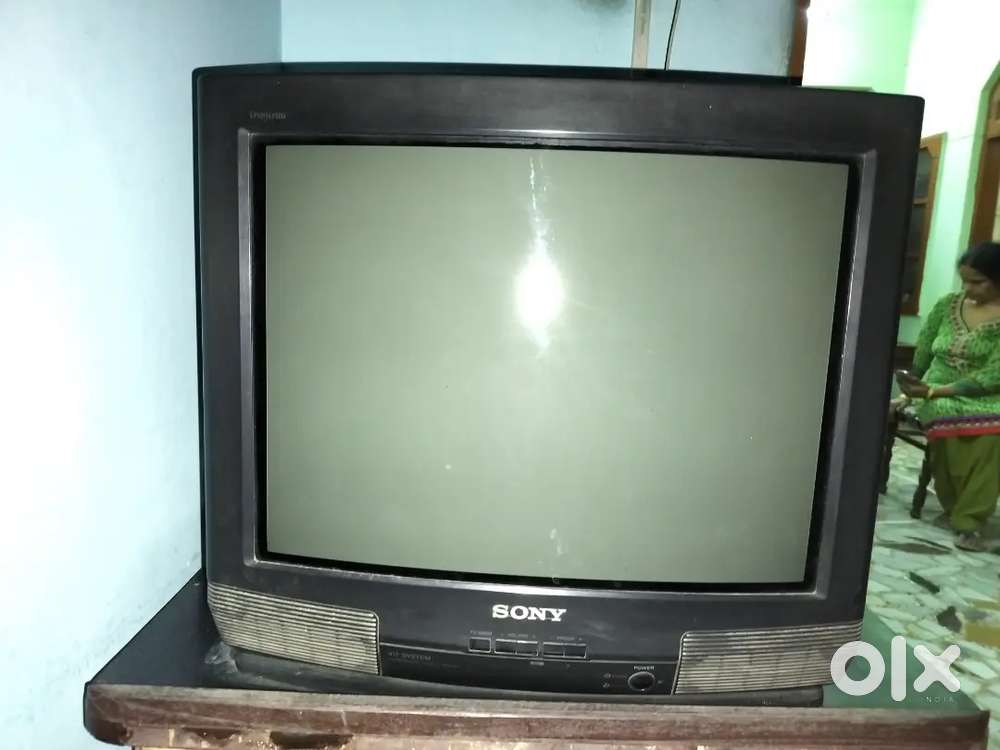 Sony Trinitron CRT TV