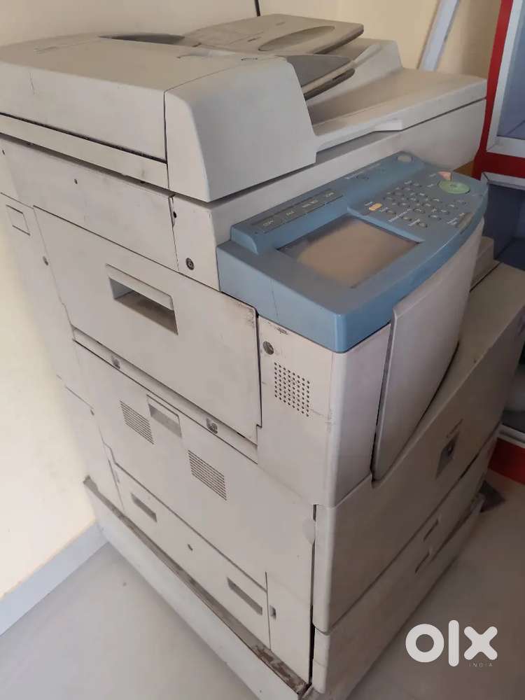 XEROX MACHINE