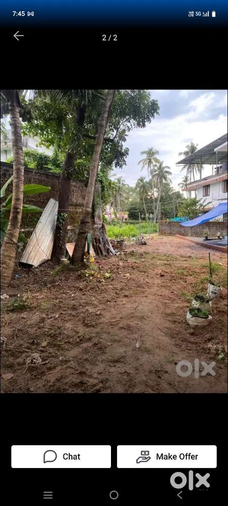 5 cents of Land Available Square plot