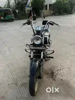 BAJAJ AVENGER CRUSE 220 2018