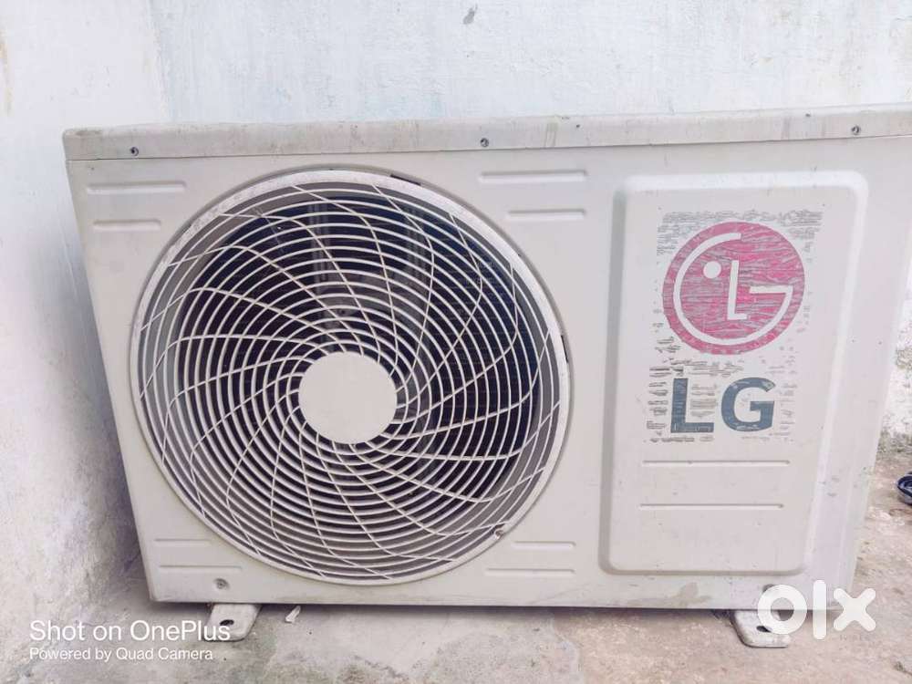 LG AC 3 stars