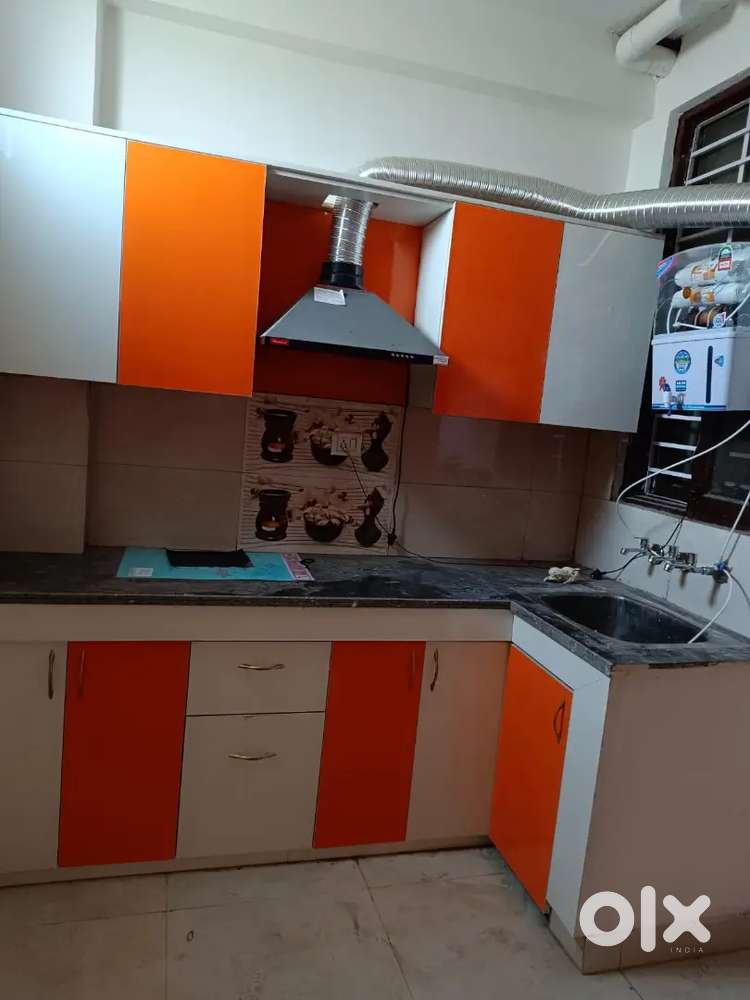 2bhk flat bigg size tige gol chakkar only 26lac