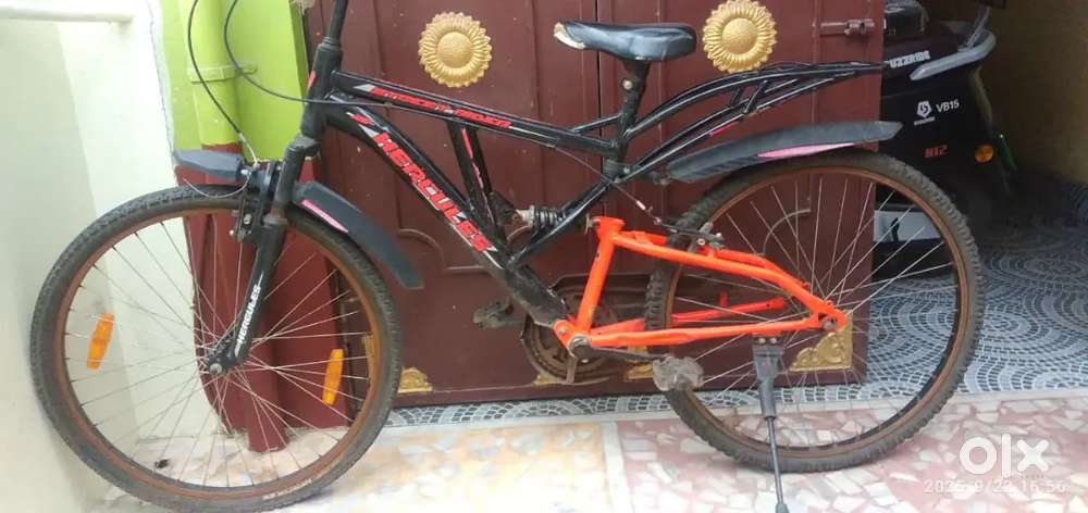 Second hand hercules dual suspensen cycle