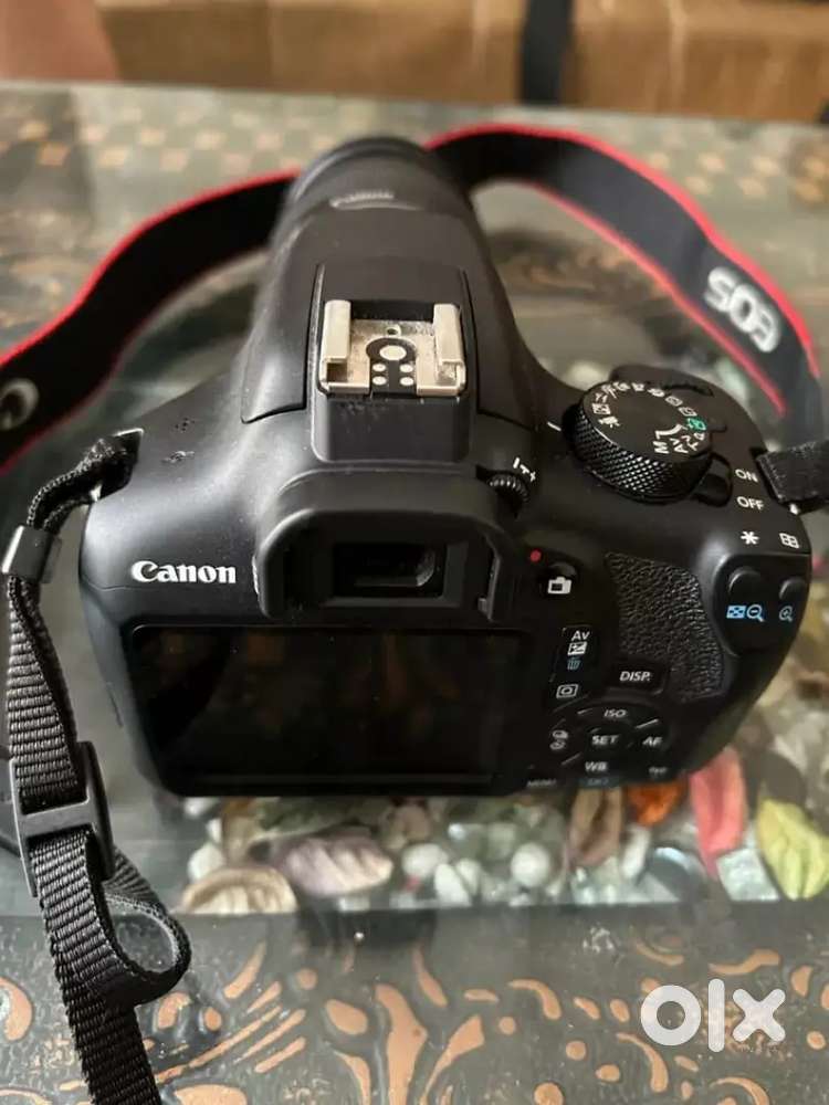 Canon EOS 1300D