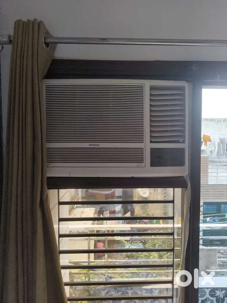 Hitachi 1.5 to 3 star Ac