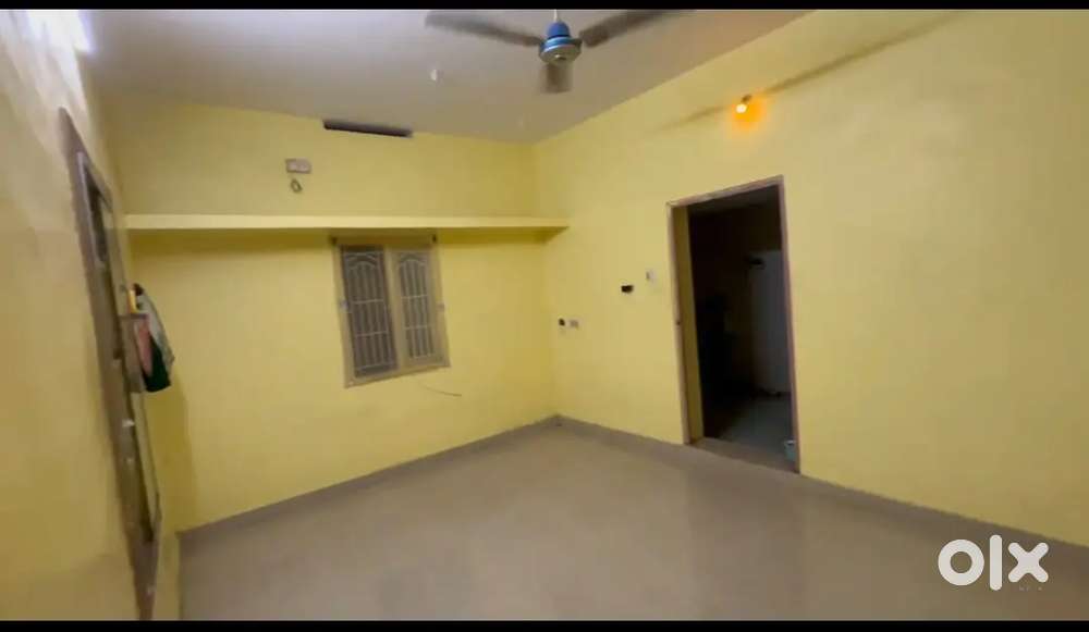 1Rk in First floor (No Kitchen)