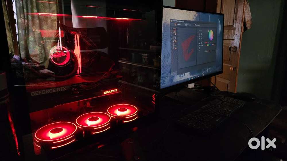 RTX 4070 (12GB) + i7-13700F + 32GB LPDDR5 + 1TB NVMe — Absolute Beast