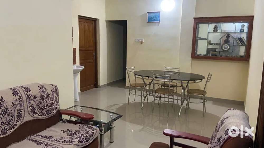 2 bhk fully furnished apartment Vazhakkala