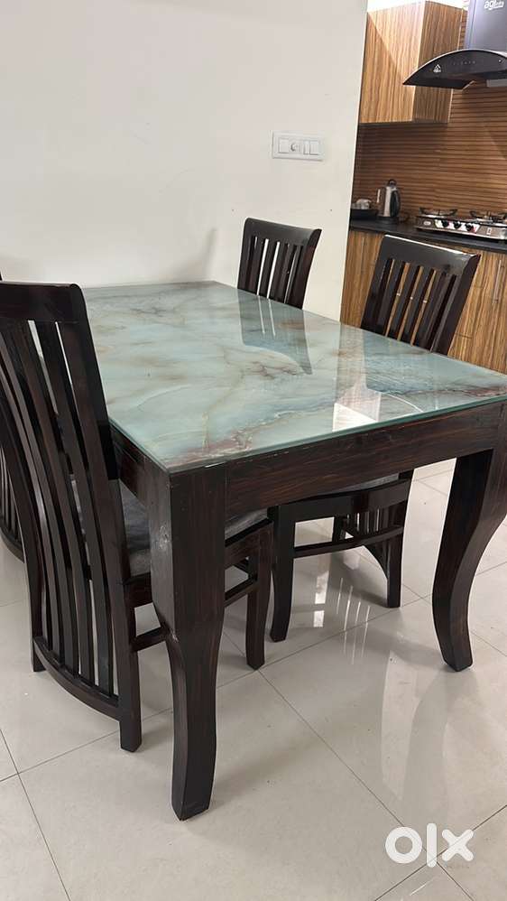 Two bhk fully furnished flat