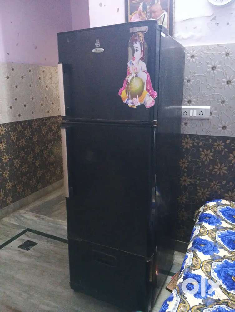 Whirlpool 3 floor refrigerator