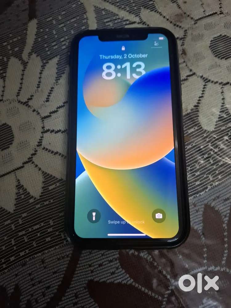 Iphone 10, in good working condition , equivalent to new one