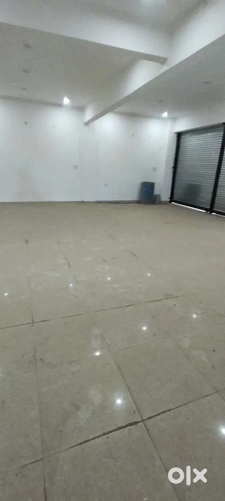 2200 sqft commercial hall main divider malhaur chinhat road Lko.