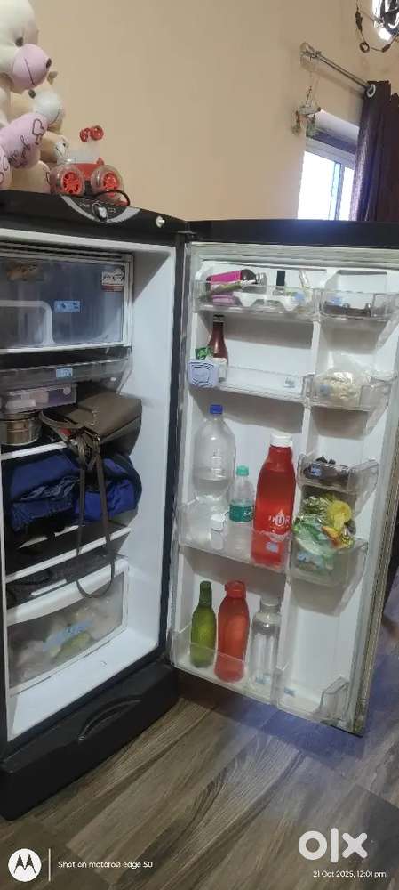 Godrej frige 210 ltr