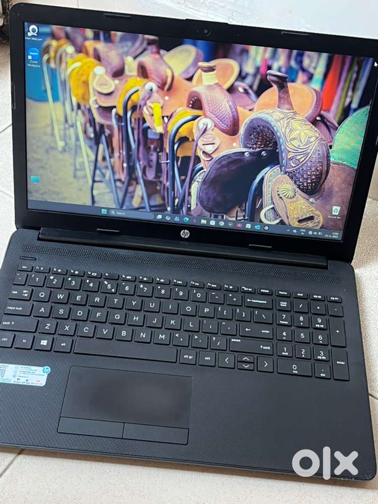 HP Laptop 1.14 TB Storage 8GB RAM i3