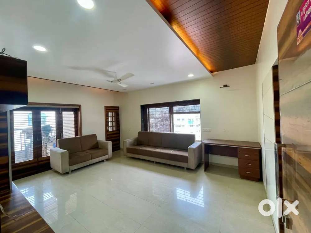 Premium 3BHK fully furnished flat for rent at prime location of Govind