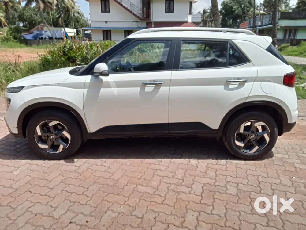 Hyundai Venue 1 litre turbo automatic sx plus