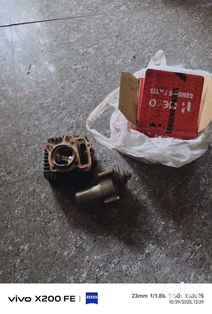Splendor starter motor block piston
