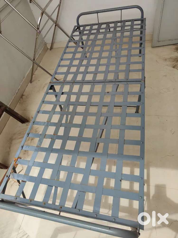 ફોલ્ડિંગ પલંગ નંગ 2