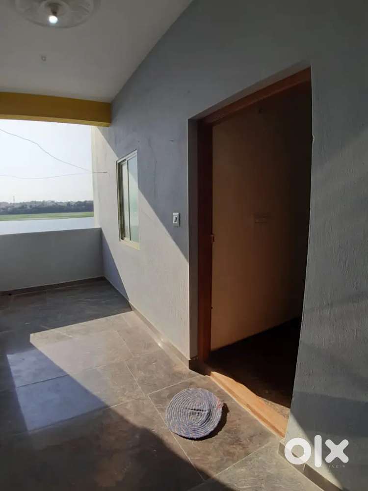 Near by mall, metro, school, hospital, 1 km frm silk board junction